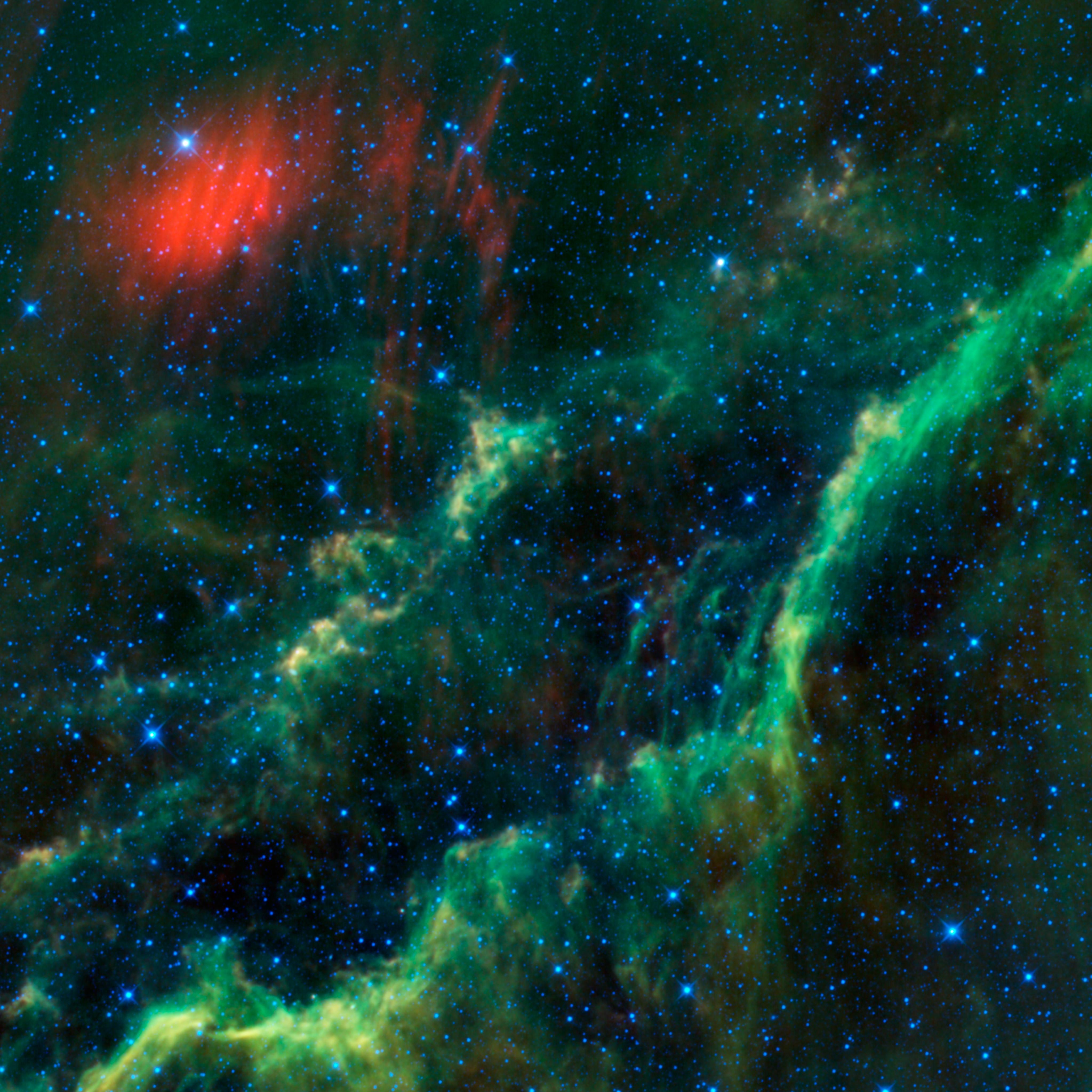 Infrared view of the California Nebula (NGC 1499) and the nearby bright star Menkhib (Xi Persei), from NASA's WISE all-sky survey